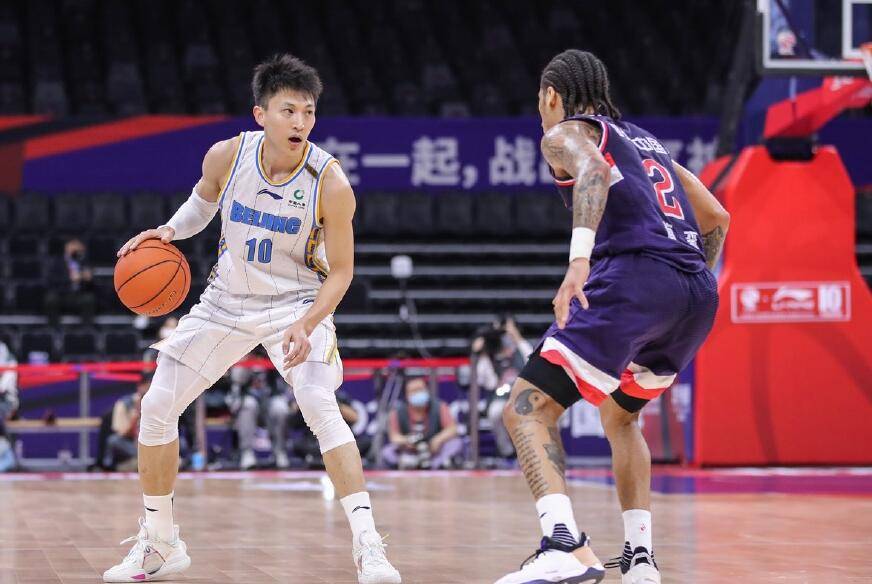 河北男篮惨败收场，创下历史新低，全场震撼的简单介绍
