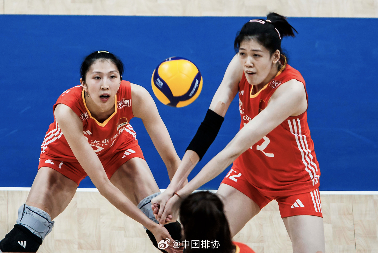 关于中国女排大胜击败对手进决赛夺冠在望，引发热议的信息