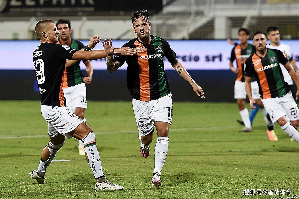 率队现绝对优势,球队备战气势如虹,稳步上升 率队现绝对优势,球队备战气势如虹,稳步上升