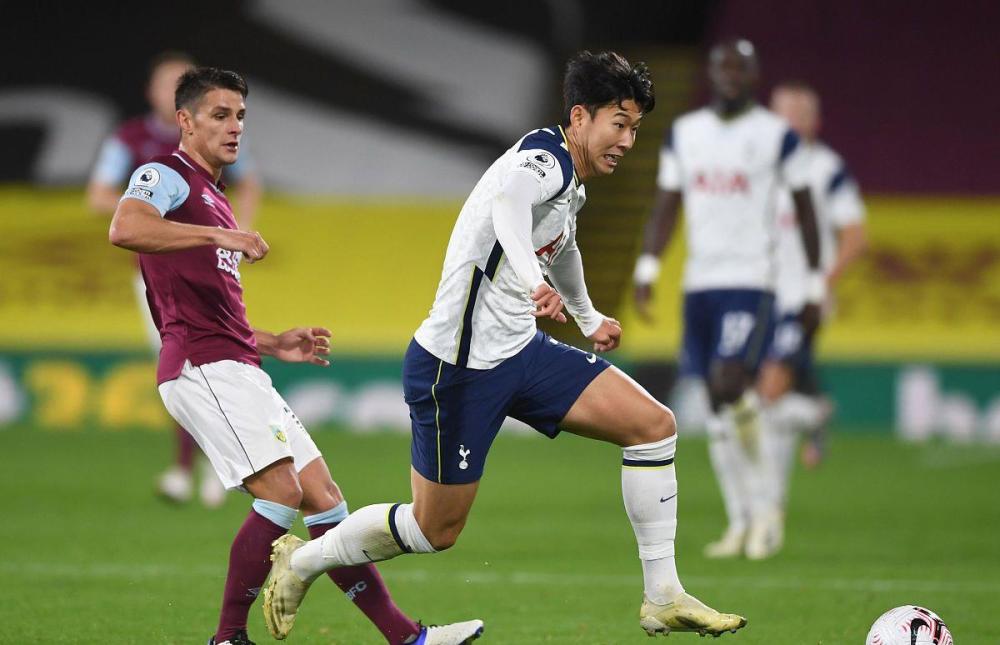 中欧代表团壮志凌云，冲向巅峰，士气大振的简单介绍