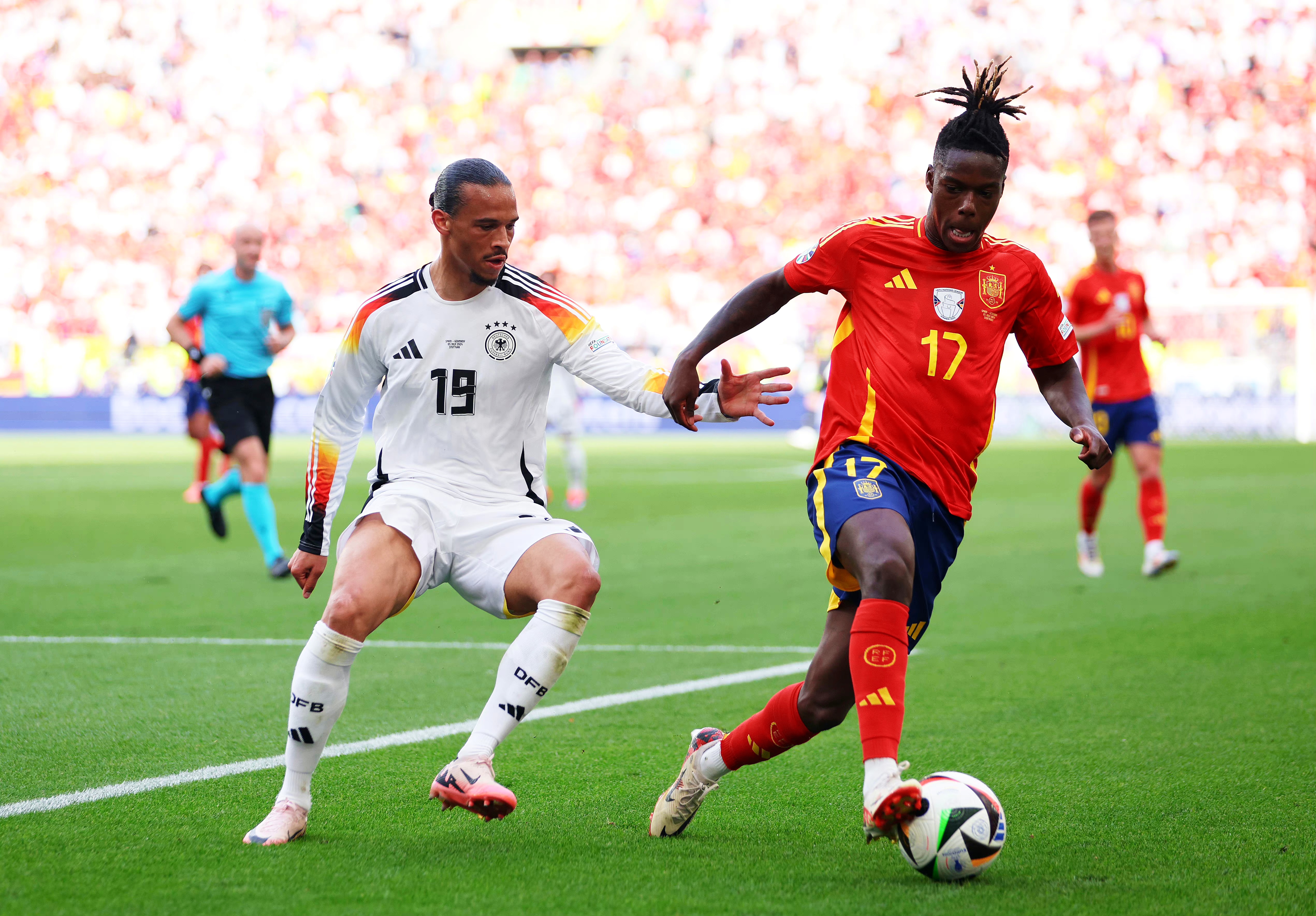 葡萄牙队险胜德国队,奥恰洛夫点燃赛场 葡萄牙队险胜德国队,奥恰洛夫点燃赛场